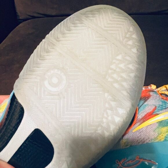 Nike Kobe 8 Protro Venice Beach GS Basketball HF7319-001 Size 5Y 37.5 EUR 4.5 UK - Picture 12 of 16